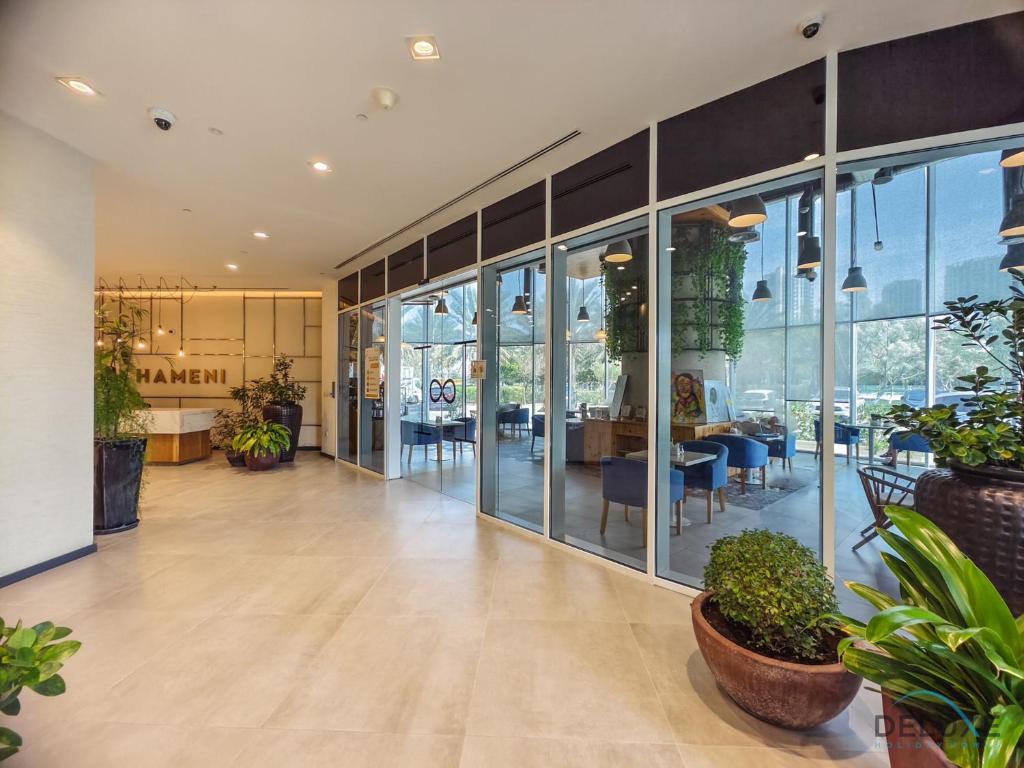 هتل لاکچری 2 بی آر دوپلکس در هامنی تاور جی وی سی بای دلوکس هالی دی هومز - Luxury 2BR Duplex at Hameni Tower JVC by Deluxe Holiday Homes