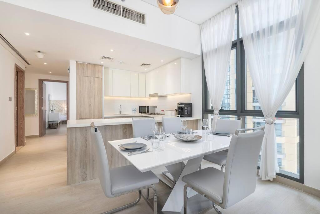 هتل نیو لیستینگ - چکین - جی بی آر بیچ آ فیو استپس اوی - NEW Listing - Czechin - JBR Beach a Few Steps Away