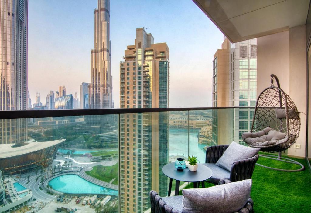 هتل برج اند فونتین ویوز - 7 بدس - Burj & Fountain Views - 7 beds