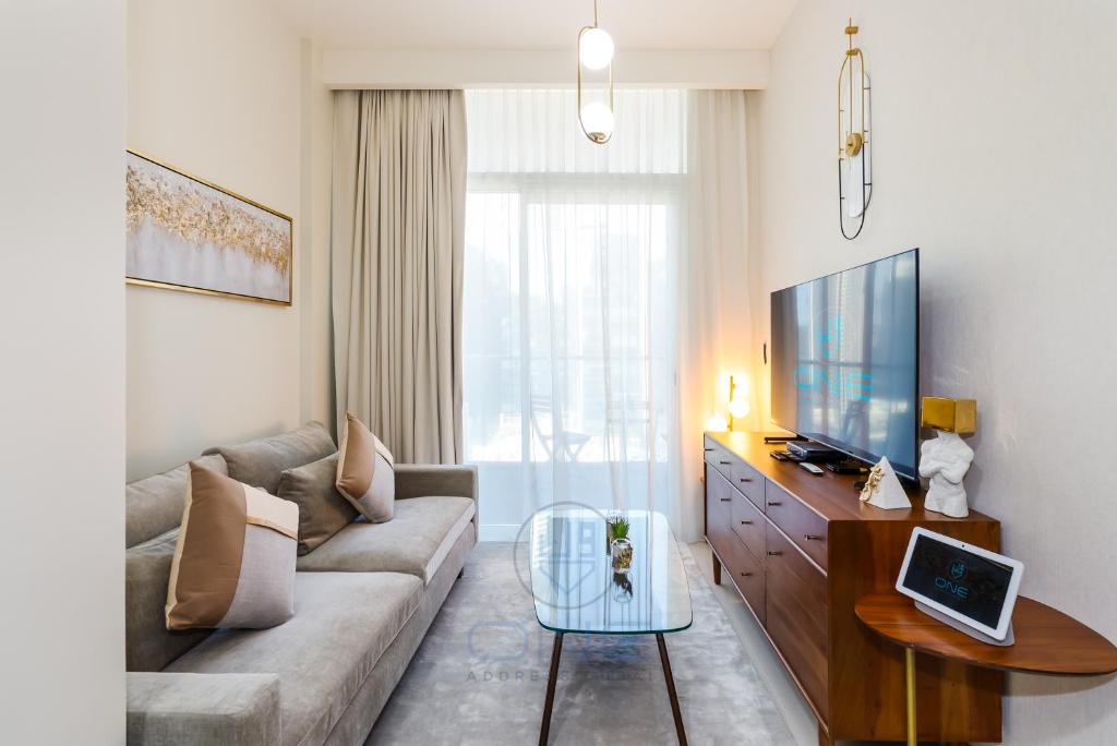 هتل پریمیوم اسمارت هوم ویت پارتیکل برج خلیفه ویو! - Premium smart home with partial Burj Khalifa view!