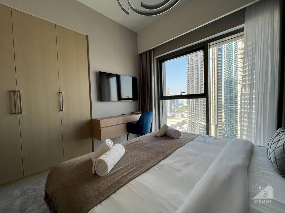 هتل لاکچری 3بدروم آپت ویت بالکونی این داون‌تاون - Luxury 3Bedroom Apt with balcony in Downtown