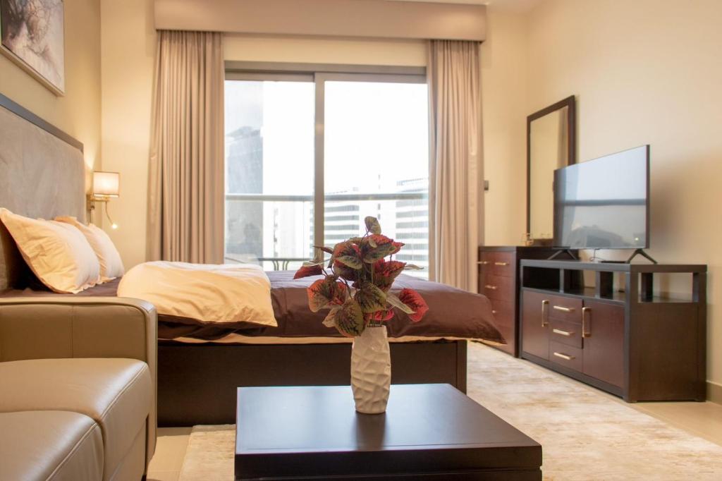 Elite Downtown Residence