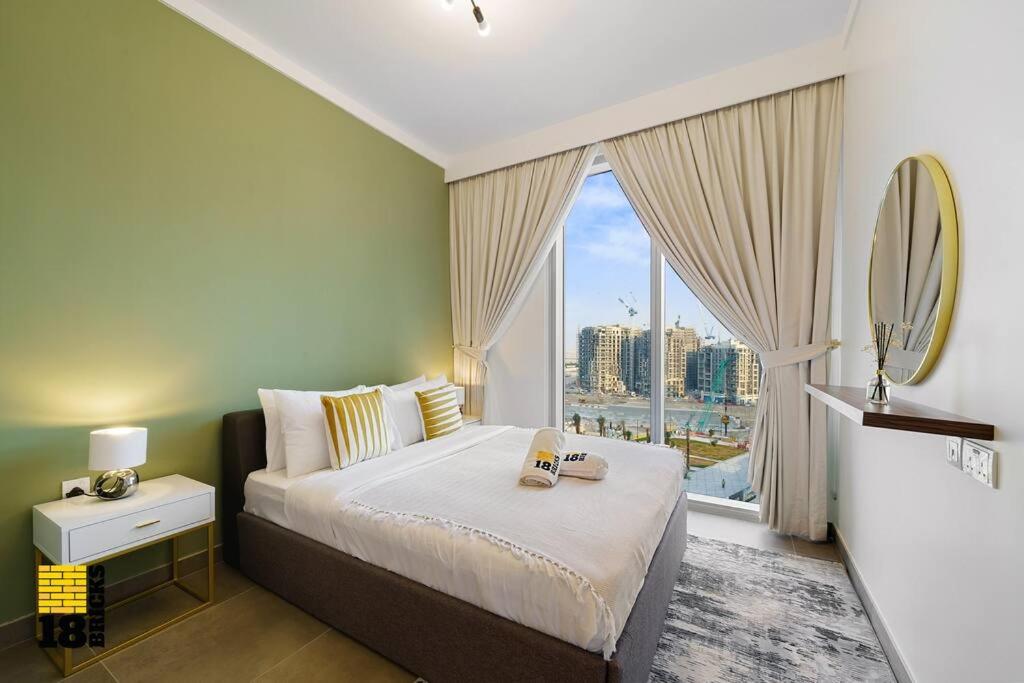 هتل 18 بریکس برند نو 2 بی آر در کریک هاربر - 18 Bricks Brand New 2BR in Creek Harbour