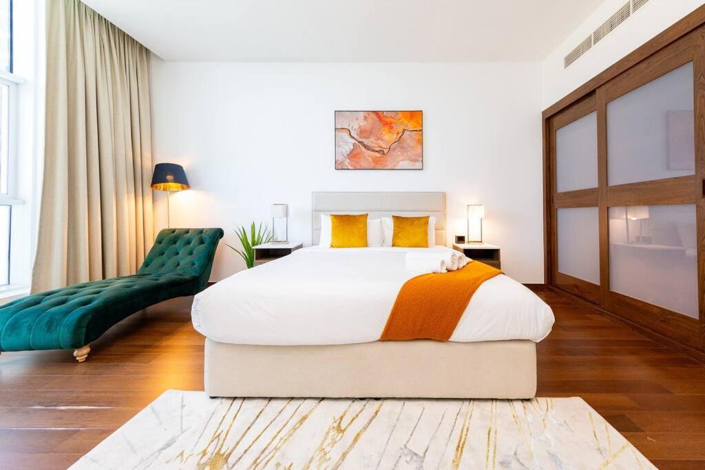 هتل بیوتیفول 1BR آپت - پام جمیرا و/بیچ اکسس - Beautiful 1BR Apt - Palm Jumeirah w/beach access