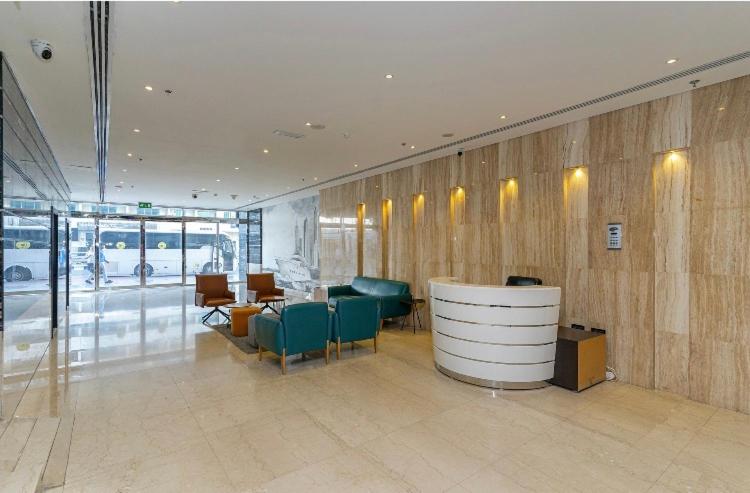 هتل هالیدی نست ات دبی مارینا - HOLIDAY NEST at Dubai Marina