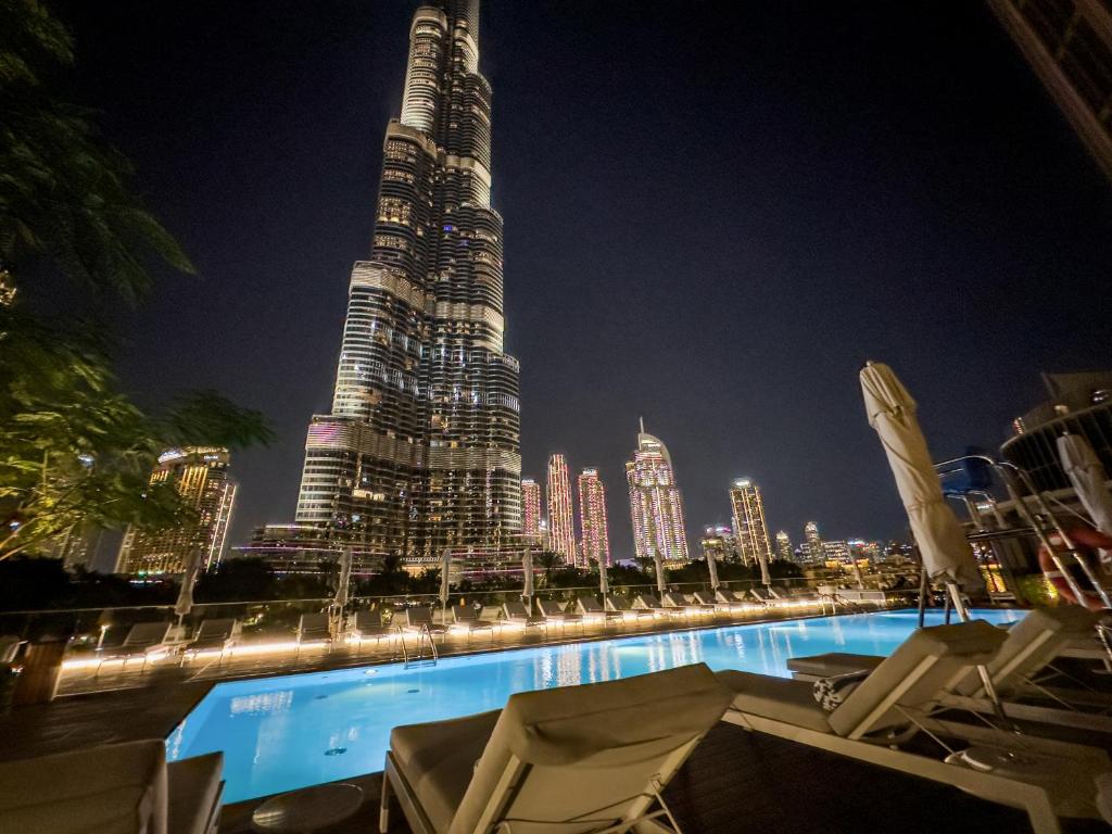 هتل ذا آدرس رزیڈنسز دوبی اُپرا ، فول برج خلیفه ویو ، لوکژیرس 2BR - The Address Residences Dubai Opera , Full Burj Khalifa View , Luxurious 2BR