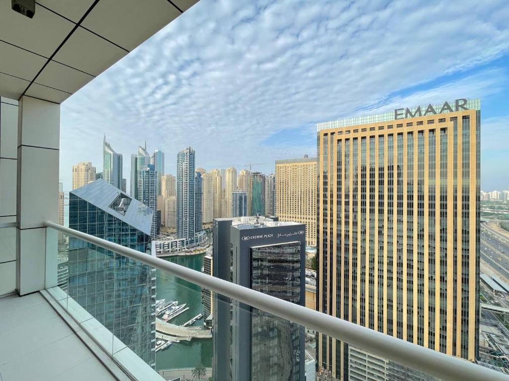 هتل وست آونیو 1 بی آر لاکچری آپارتمان، دبی Marina - West Avenue 1br luxury apartment, Dubai Marina