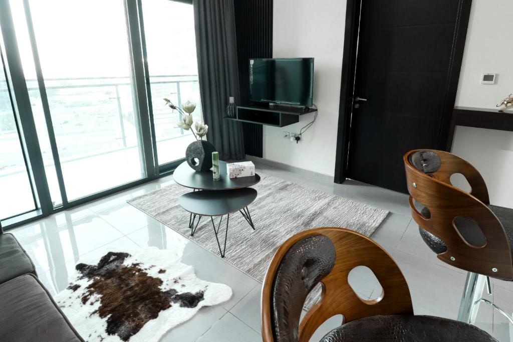 هتل ستانینگ وان بیدروم نیر بیزنس بی مترو بای ایزی‌ترک ویکیشن هومز - Stunning One Bedroom Near Business bay Metro by Ezytrac Vacation homes