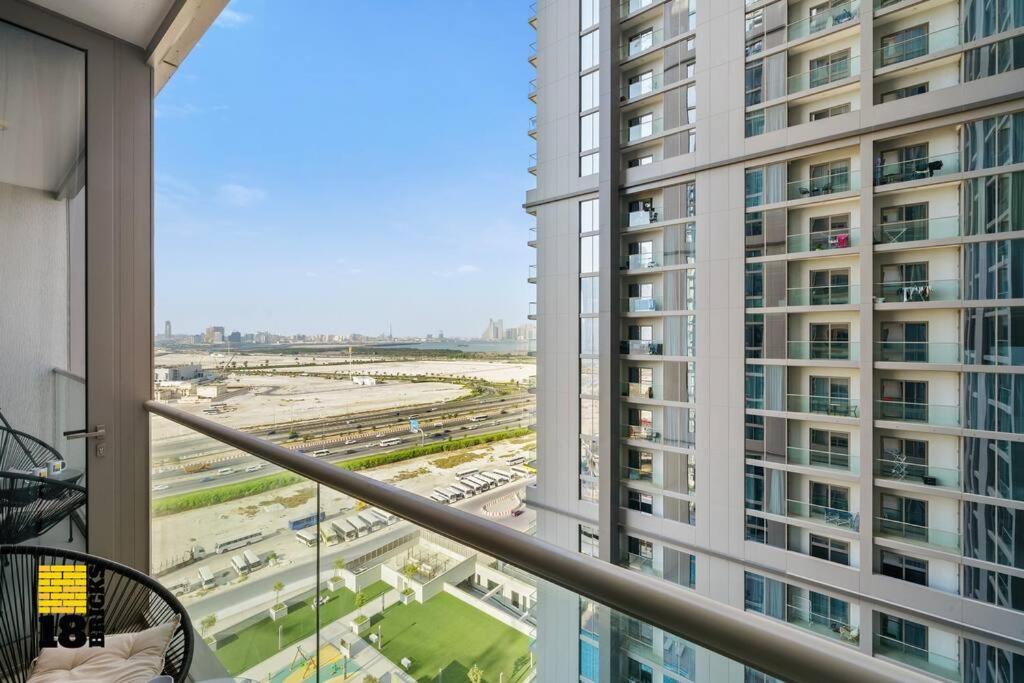 هتل اسلیک وان bed سوها ویستاس ای1302 - Sleek One Bed Sobha Vistas A1302