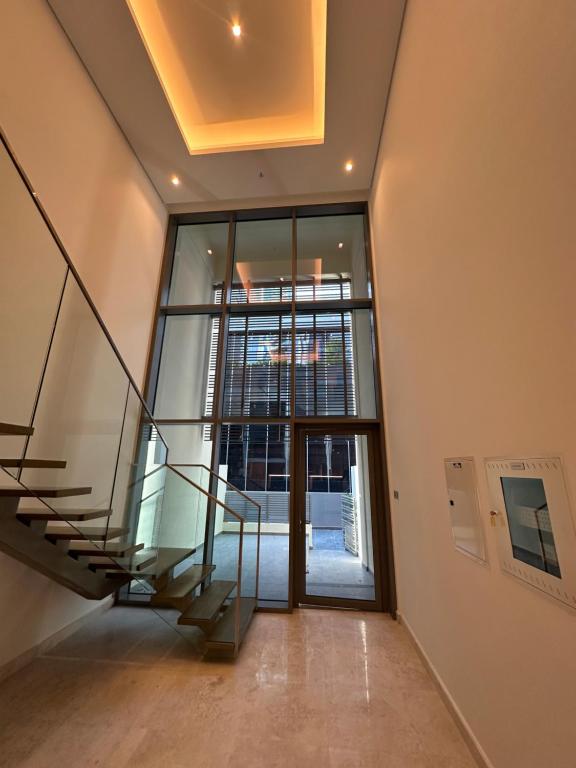هتل استرلینگ بای اومنیات پرایوت لافت آپارتمان - Sterling by Omniyat private Loft Apartment