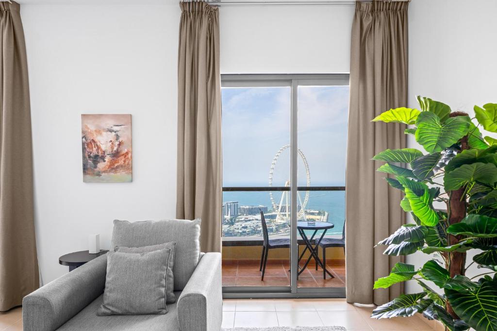 هتل بریتسکینگ فول سی ویو لاکچری آپارتمان جی بی آر - Breathtaking Full Sea View Luxury Apartment JBR