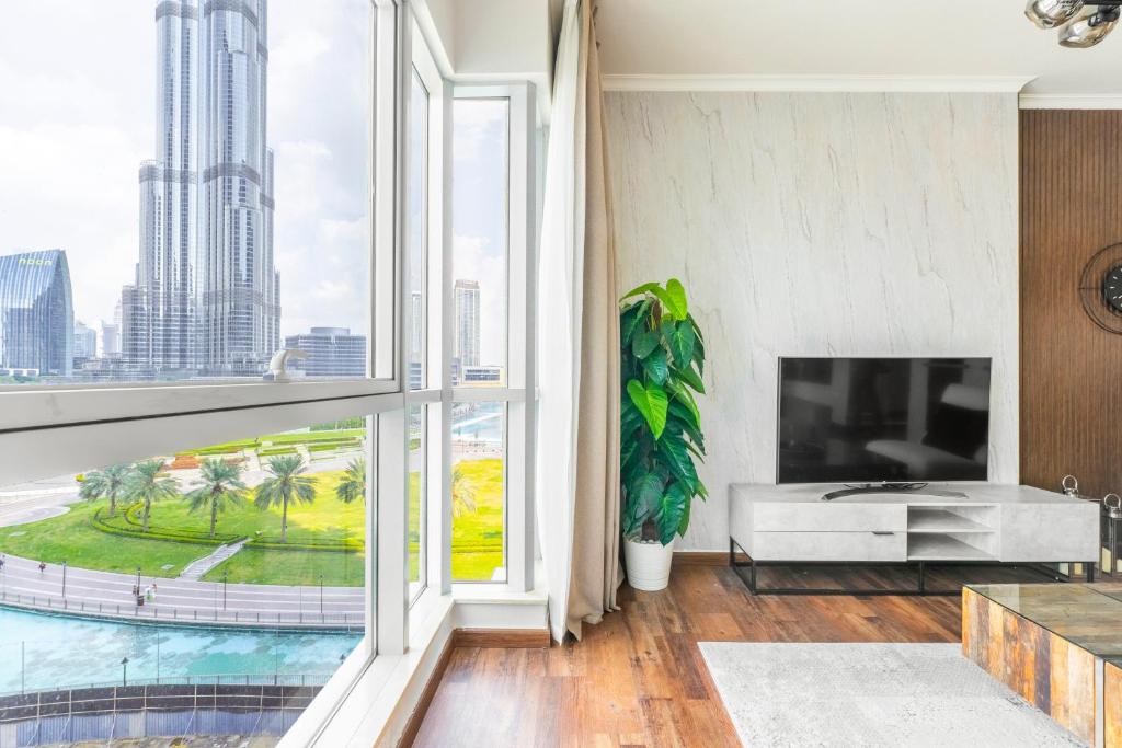 هتل د ریزیدنسز تاور - فول برج خلیفه ویو - The Residences Tower - Full Burj Khalfa View