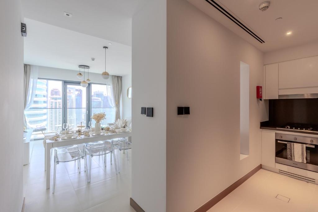 هتل لاک ناوتیکال استایل آپارتمان 2 بی دی این ویدا یات کلاب - Luxe Nautical style apartment 2 bd in Vida Yacht Club