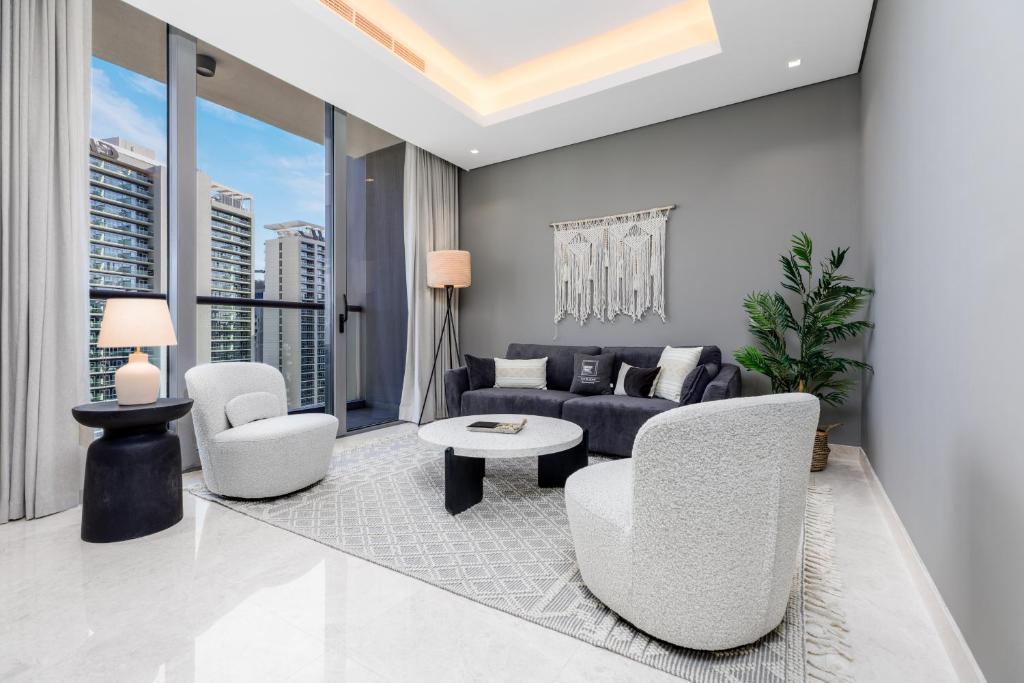 هتل میزون پریوه - کلاسی اوربان ریتریت وید اَمَیزینگ دبئی کانال ویوز - Maison Privee - Classy Urban Retreat with Amazing Dubai Canal Views