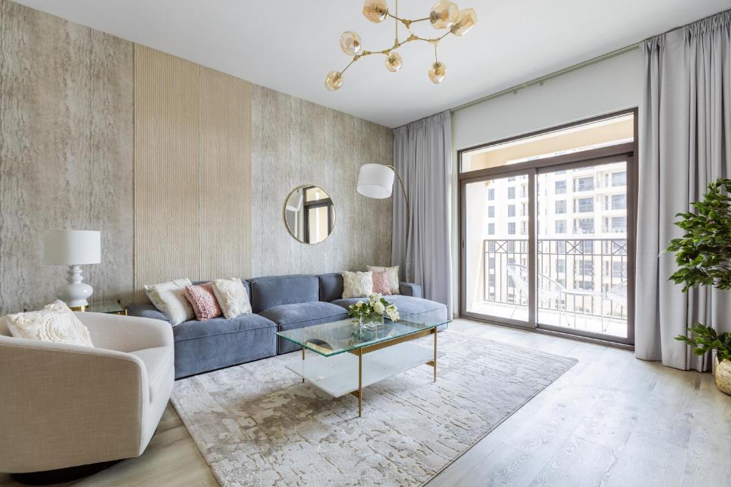 هتل نسما لاکچری استیز - فابیولس آپارتمان ویت بالکنی نیار ام‌جی‌ال‌ز سوک - Nasma Luxury Stays - Fabulous Apartment With Balcony Near MJL's Souk