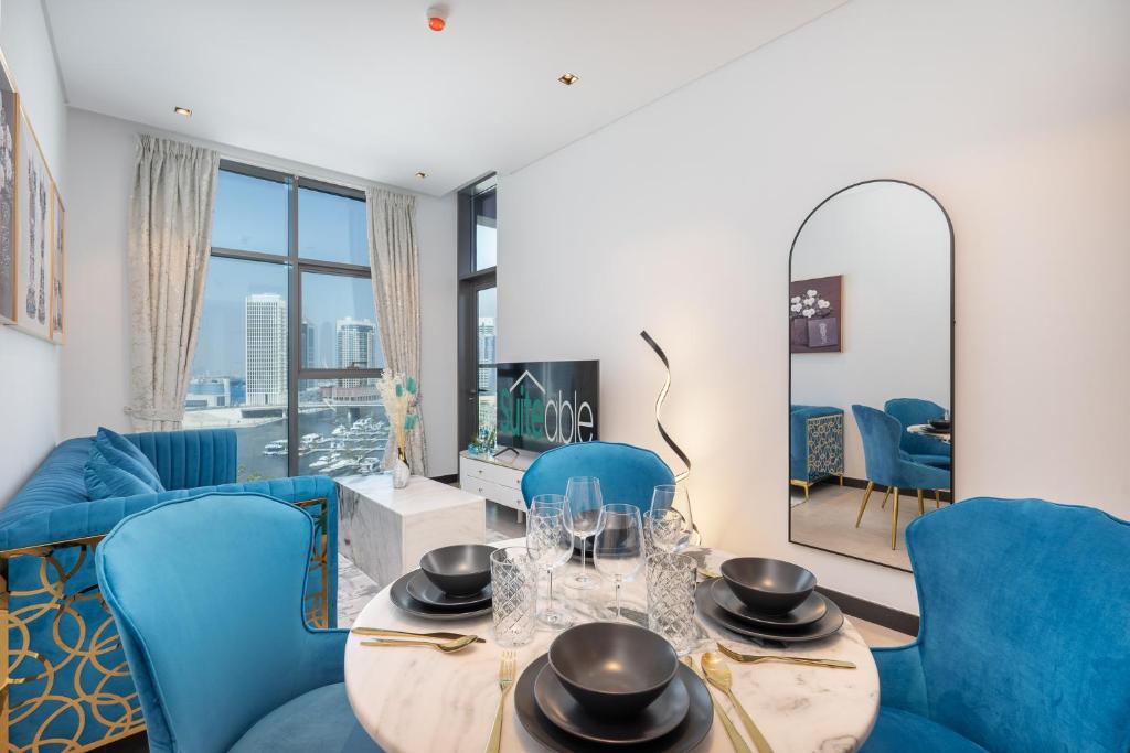 هتل ازور آکسنتس آپارتمان ویت برج خلیفه ویو - Azure accents apartment with Burj Khalifa view