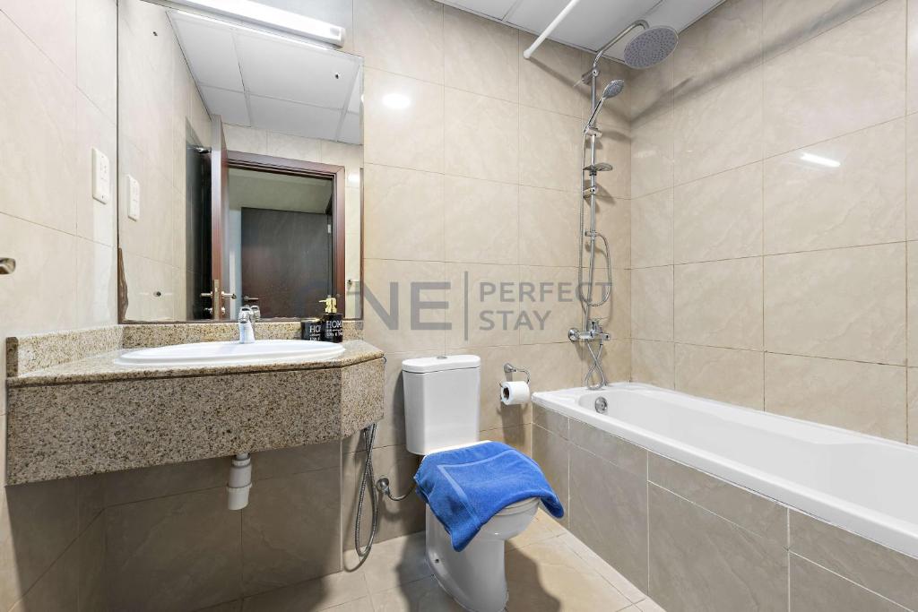 هتل ستانینگ 1BR وید بریتکینگ ویوز - Stunning 1BR with Breathtaking Views