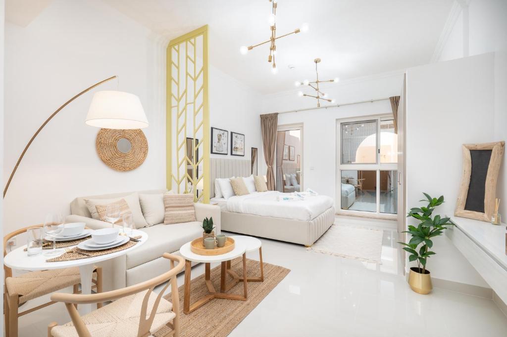 هتل وایبرنت استودیو این اسپورت سیتی بای سوئیتبل - Vibrant studio in Sport City by Suiteable