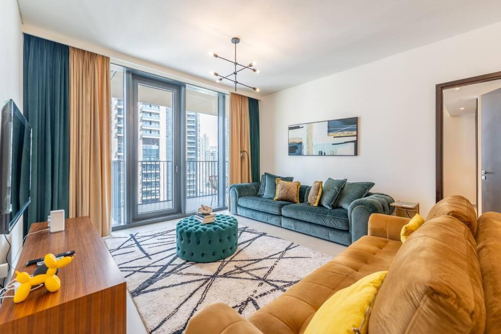هتل پریمیوم توی بردیوم این داون تاون نیر دوبی اپرا - Premium Two Bedroom in Downtown Near Dubai Opera