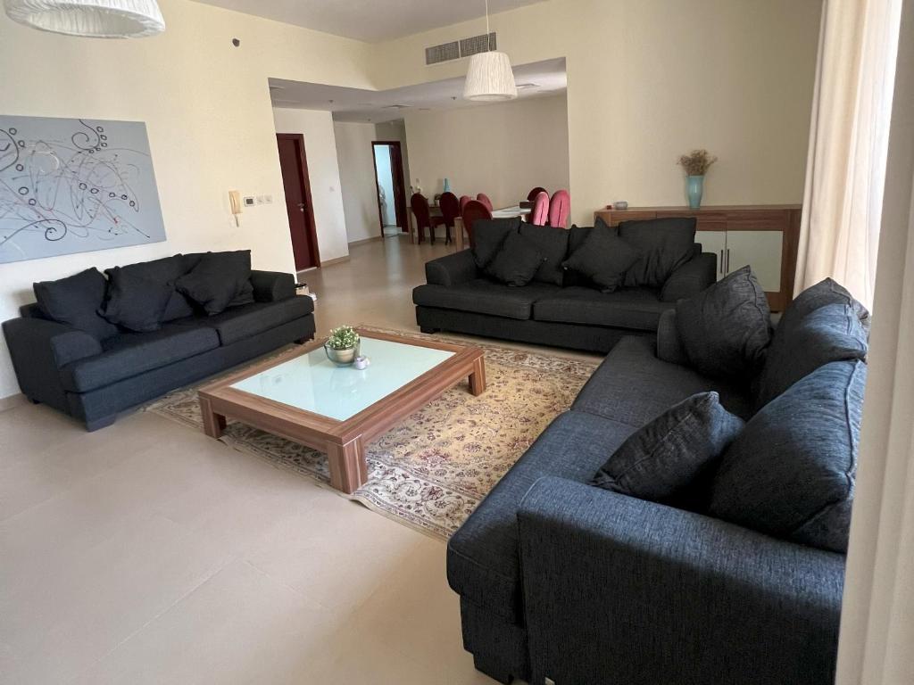 هتل کوزی نست - 3بر بیچفرانت اپت، جی بی آر - CozyNest - 3br Beachfront apt, JBR