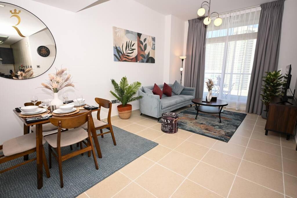 هتل لومینس 1 بی آر آپارتمان ال ریم - Luminous 1BR Apartment Al reem
