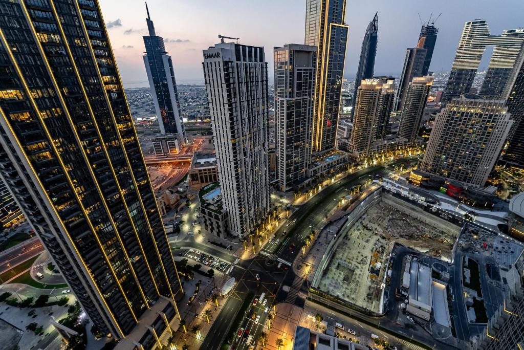 هتل امیزینگ آپارتمان این داونتاون آی اکٹ وان اکٹ تو تاورز - Amazing apartment in Downtown I Act One Act Two Towers