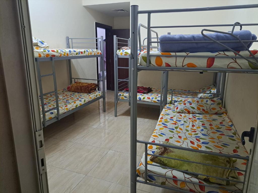 هتل بی اند بی هاستل - B&B Hostel