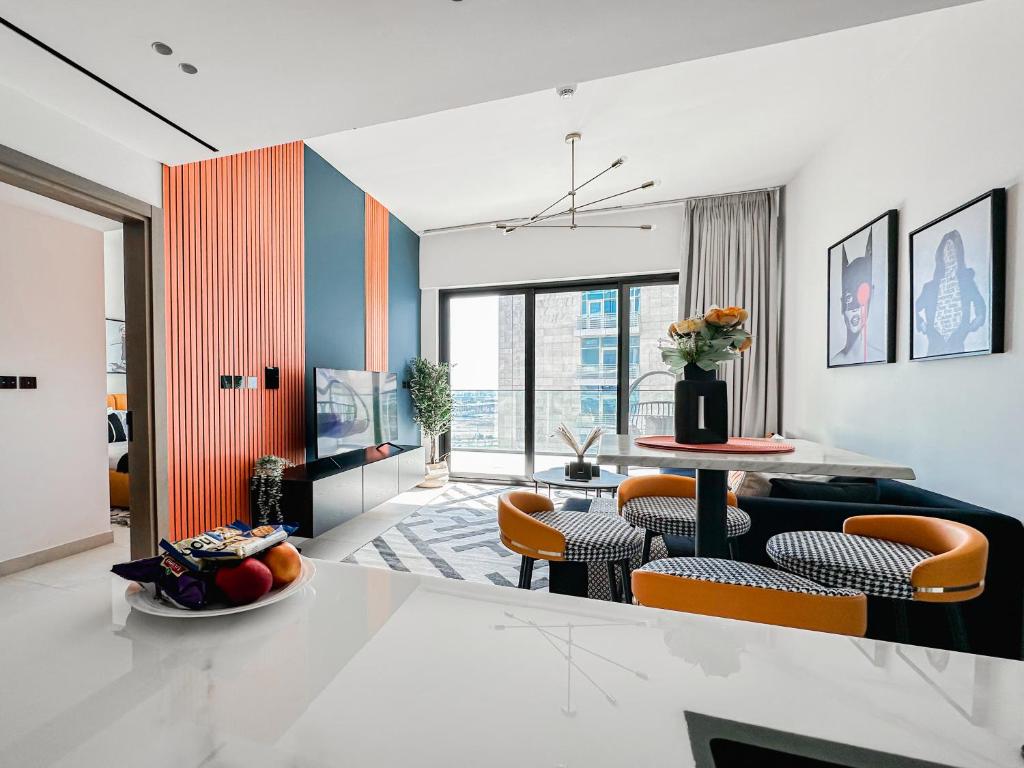 هتل تروفی - لاکچری کانال ویو سوئیتس. - Trophy - Luxury Canal View Suites.