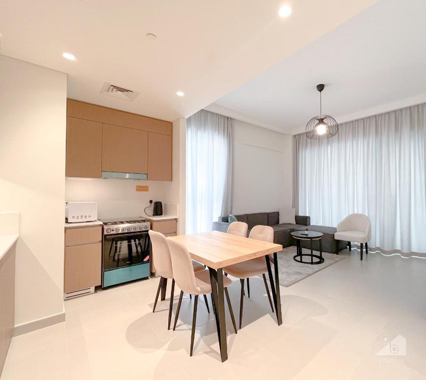 هتل نیو واندرفول 2بی ویت بالکنی این کریک بیچ - NEW Wonderful 2B with Balcony in Creek Beach