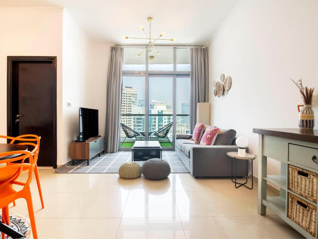 هتل کوزی 1 بی آر این دبی مارینا - Cozy 1 BR in Dubai Marina
