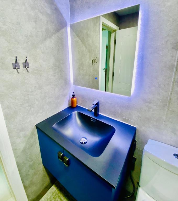 هتل گرید لوکیشن اند مدرن آپارتمان، 5 مین واک تو جی بی آر بیچ - Great Location & Modern Apartment, 5 Min Walk to JBR Beach