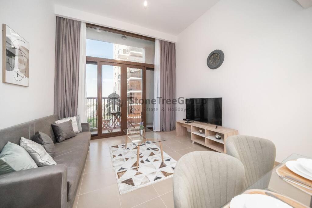 هتل استون تری - فرنیشد 1 بی آر این جنا 2 - StoneTree - Furnished 1BR in Jenna 2