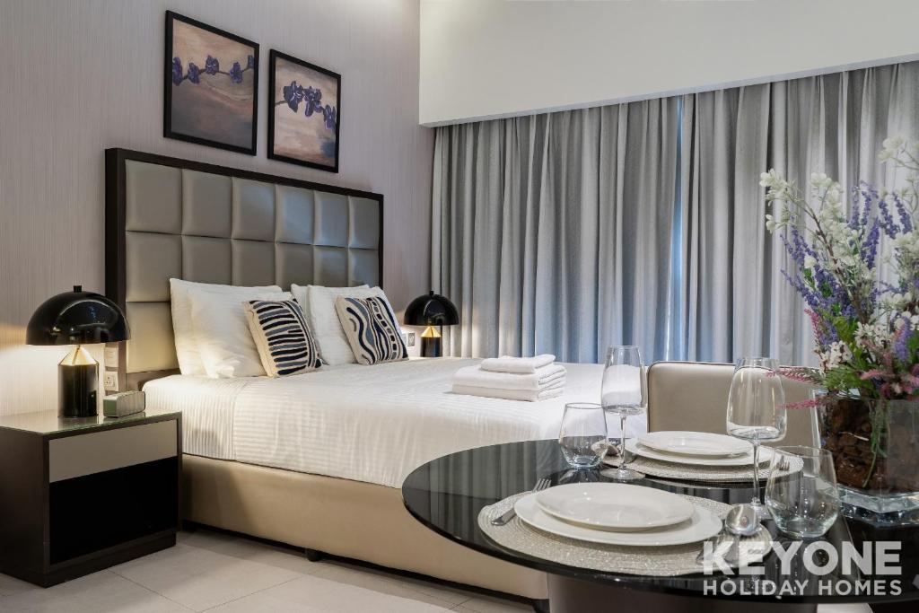 هتل کی وان - استودیو این دماک مجستین - KeyOne - Studio in DAMAC Majestine