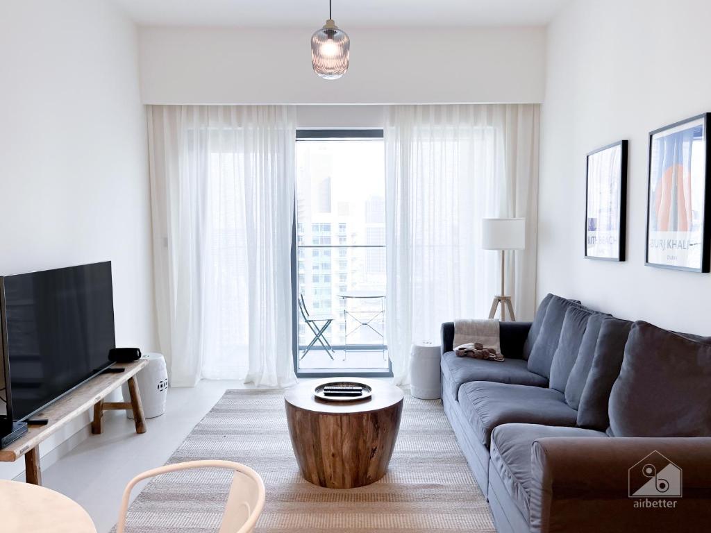 هتل لاکچری برج رویال مدرن آپت سیتی ویو بالکنی - Luxury Burj Royale Modern Apt city view Balcony