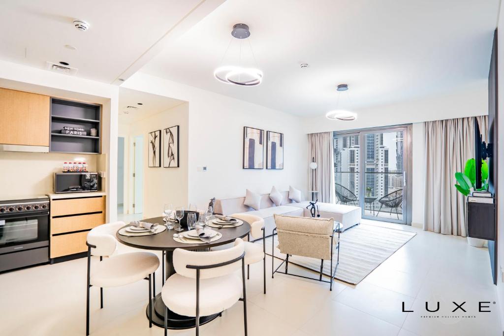 هتل لاکْس - داونتاون لاکْشری لیوینگ: ۲ بی آر سوفا بد - Luxe - Downtown Luxury Living: 2BR Sofa Bed
