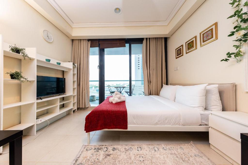 هتل بیوتیفل اند اسپیشس استودیو آپارتمان - جی ال تی - Beautiful & Spacious Studio Apartment - JLT