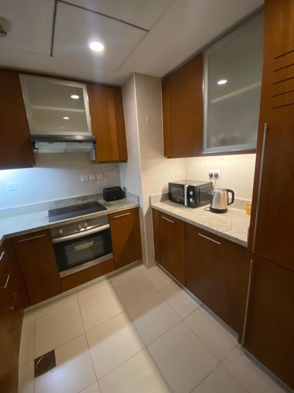 هتل استندپوینت تاور آپارتمان آپوزیت برج خلیفه - Standpoint Tower Apartment opposite Burj Khalifa