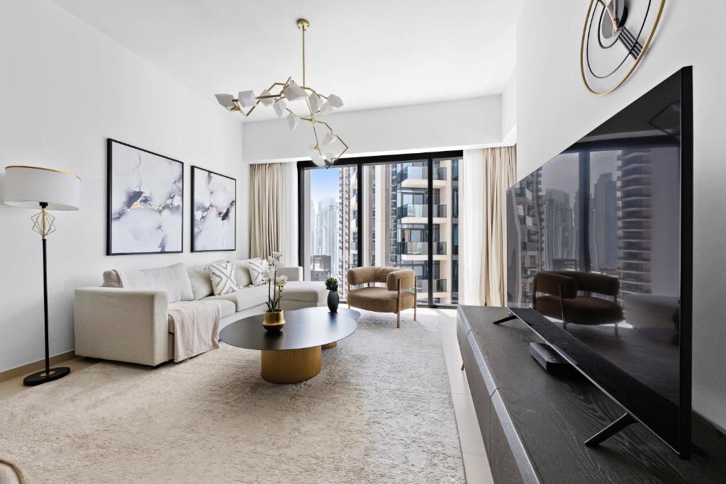 هتل اسپیشس 2 بیدروم این داون تاون - 5 مین تو دبی مال - Spacious 2 bedroom in Downtown - 5 min to Dubai Mall