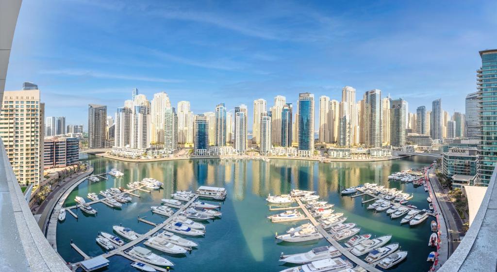 هتل اِلِگان فَمیلی آپارتمان این مارینا ویدا رِزی دِنس - Elegant family apartment in Marina Vida Residence