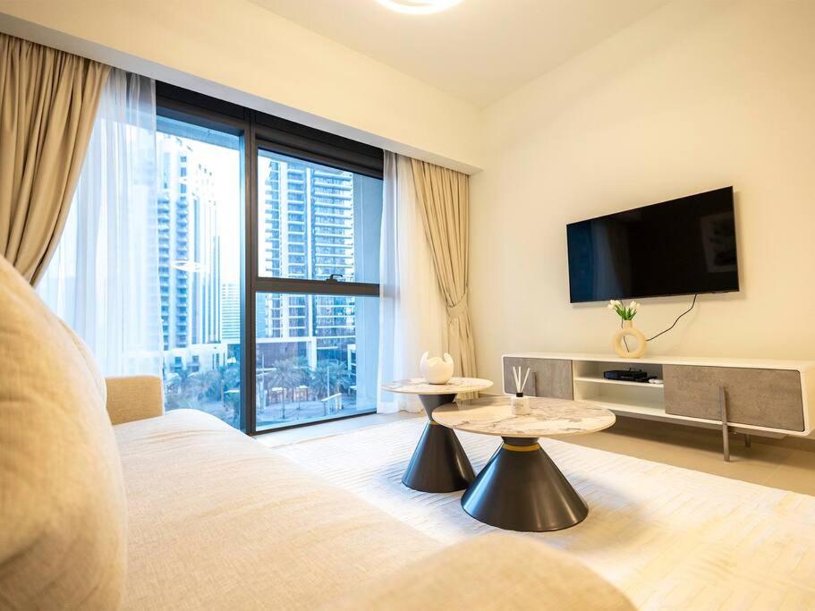 هتل ام اچ - اکت - داون تاون - ۱ بی اچ کی - رفرنس ۵۰۴ - MH - Act - Down Town - 1BHK - REF504