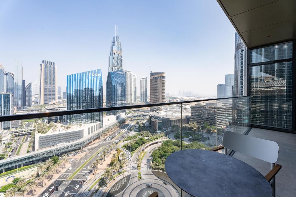 هتل ایزی گو - آدرس اپرا رزیڈنس تی 2 3 بد روم برج خلیفه ویو - EasyGo - Address Opera Residences T2 3 Bedroom Burj Khalifa View