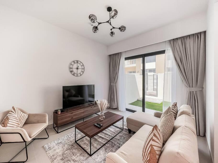 هتل استون تری - ۳ بی آر وید ۱ میدز روم ویلا این کملیا - عربین رنچز StoneTree - 3 BR with 1 Maids Room Villa in Camelia - Arabian Ranches
