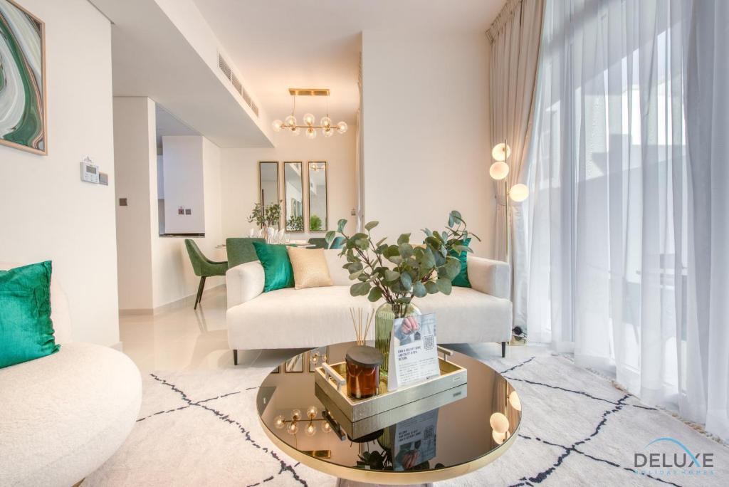 هتل رسفول 3بی آر تاون هاوس اَت داماک هیلز 2 دبیلند بای دلاکس هالیدی هومز - Restful 3BR Townhouse at DAMAC Hills 2 Dubailand by Deluxe Holiday Homes