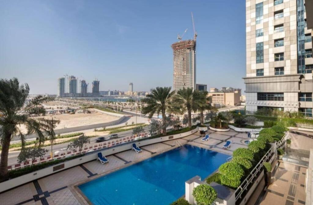 هتل امارات کراون-۲بد وید مارینا و جی بی آر پانورامیک ویو - Emirates Crown-2Bed with Marina&JBR Panoramic View