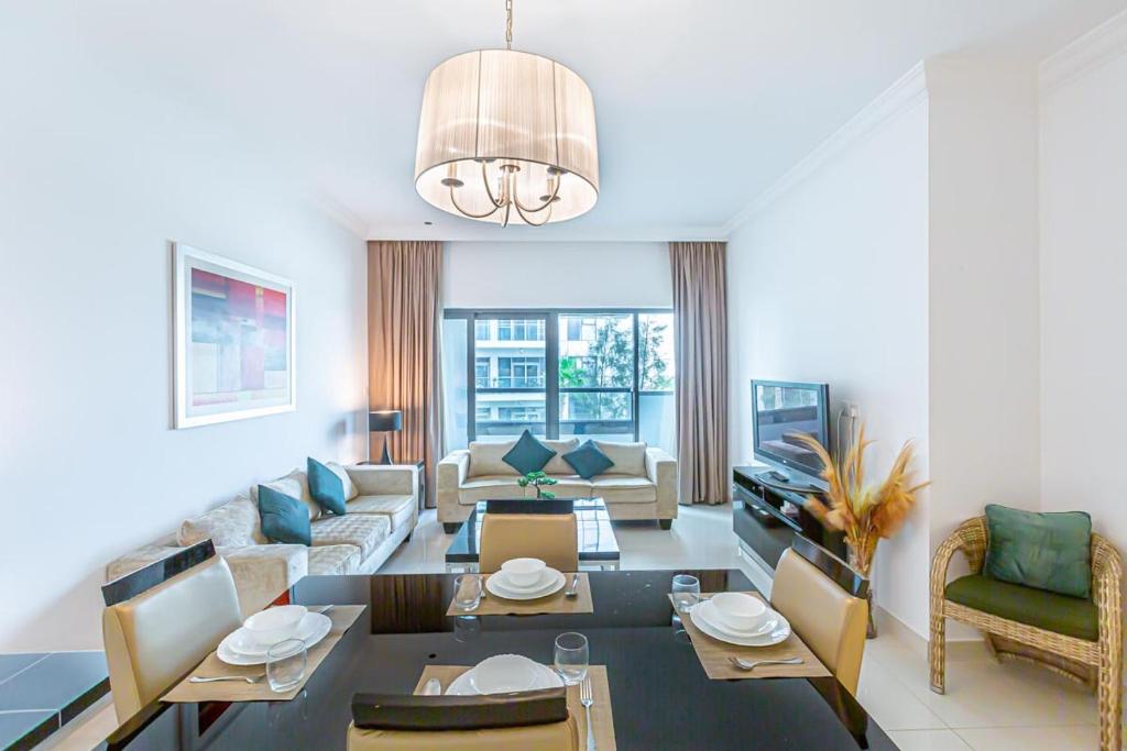 هتل مگنیفی سنت 2 بی آر این هارت آف دوبی - Magnificent 2BR in Heart of Dubai