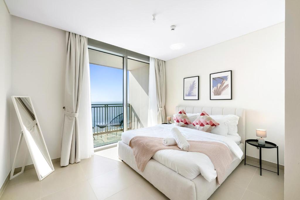 هتل سی و نهمین فِلور 3BR در مارینا با نمای اقیانوس فوق العاده - 39th floor 3BR in Marina w/ Spectacular Ocean View