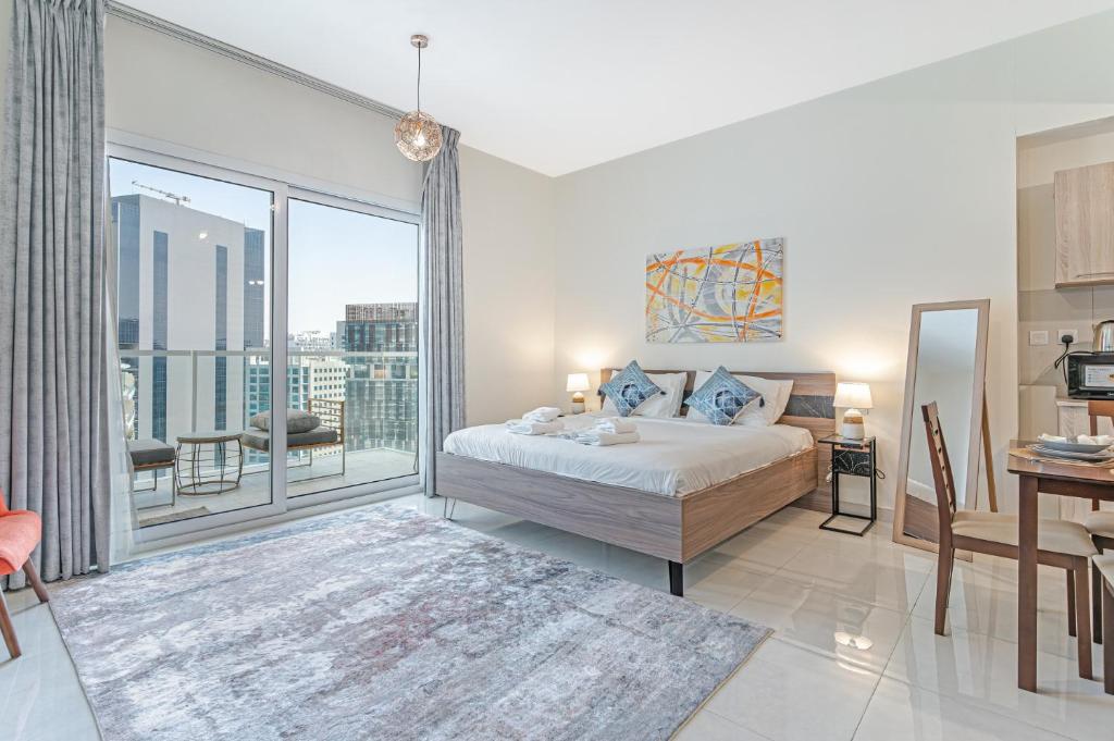 هتل اسپیشس استودیو آی سیتی اسکای لاین ویو آی اسلیپس 3 - Spacious studio I City skyline view I Sleeps 3