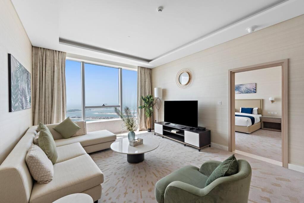هتل استون تری - اسپیشس 1 بی آر ویت استانینگ سی ویو این پام جمیرا - StoneTree - Spacious 1 BR with Stunning Sea View in Palm Jumeirah