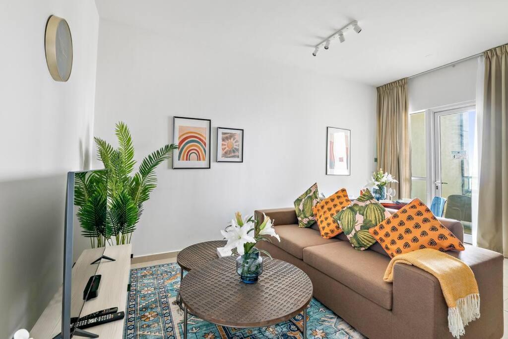 هتل استون تری - فرنیستد وان بی آر آپارتمان نیر تو ترام - StoneTree - Furnished 1 BR Apartment Near to Tram
