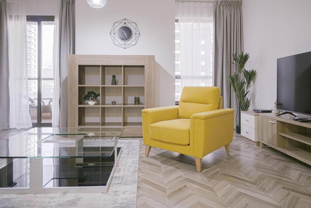 هتل استون تری - فرنشید 1BR آپارتمان نیئر ذا بیچ - StoneTree - Furnished 1BR Apartment Near the Beach